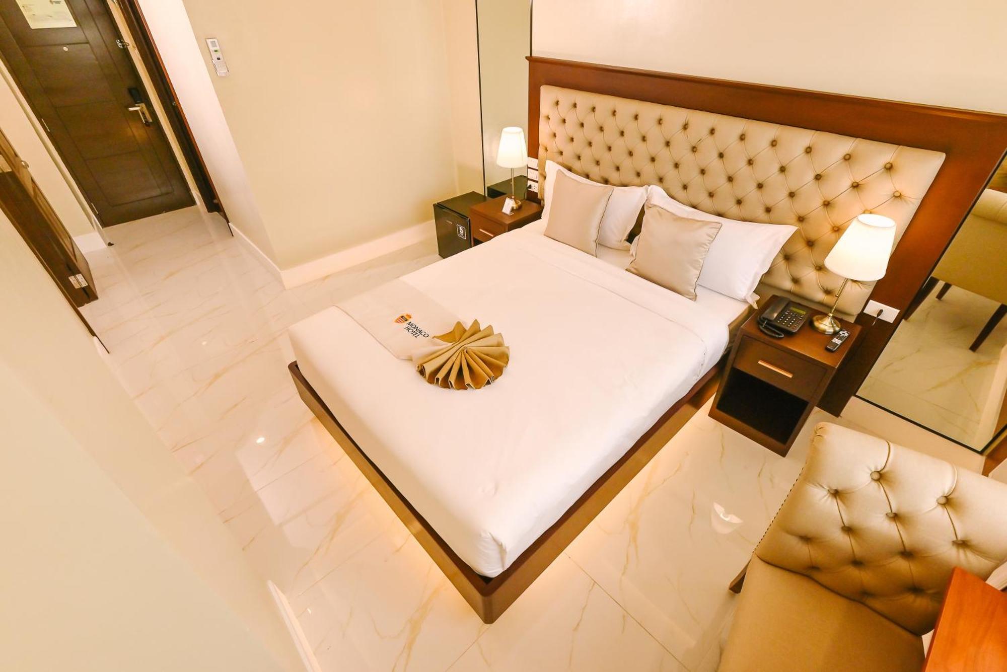 Monaco Hotel Taytay  Ngoại thất bức ảnh